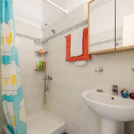 Elegant With Sea View In | 93 Sqm Neos Marmaras